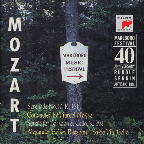 Serenade No. 10 in B-Flat Major, K. 361 "Gran partita" - II. Menuetto & Trios I & II (降B大调第10号小夜曲，作品361 - 第二乐章 小步舞曲 - 三重奏一，三重奏二) (Inst.)歌词-Marlboro Recording Society / Marcel Moyce / Marlboro Festival Orchestra / Wolfgang Amadeus Mozart